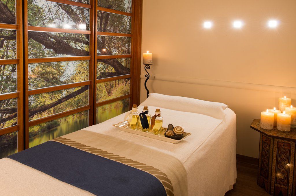 Herods Boutique Eilat A Premium Collection By Fattal Hotels Exterior foto A massage table